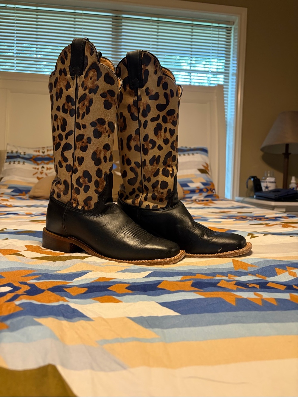 Justin Boots Leopard Shaft with Black Leather Foot - Picture 2 of 4